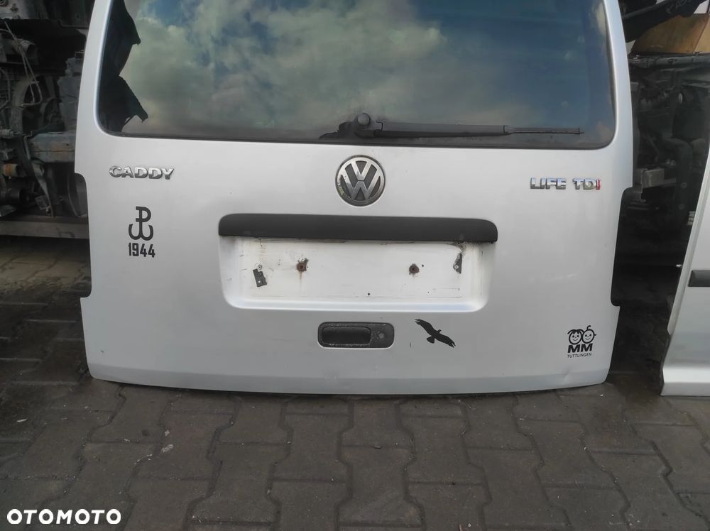 VW CADDY 04-15R KLAPA BAGAŻNIKA SZYBA TYLNA LA7W SREBRNA WYSYŁKA !!!!!! - 2
