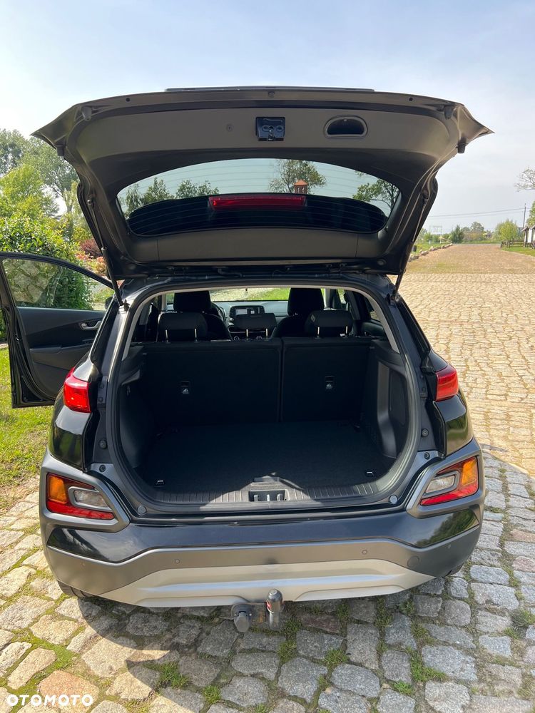 Hyundai Kona - 31