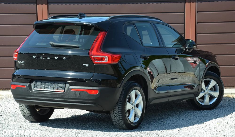 Volvo XC 40 T2 Essential - 4