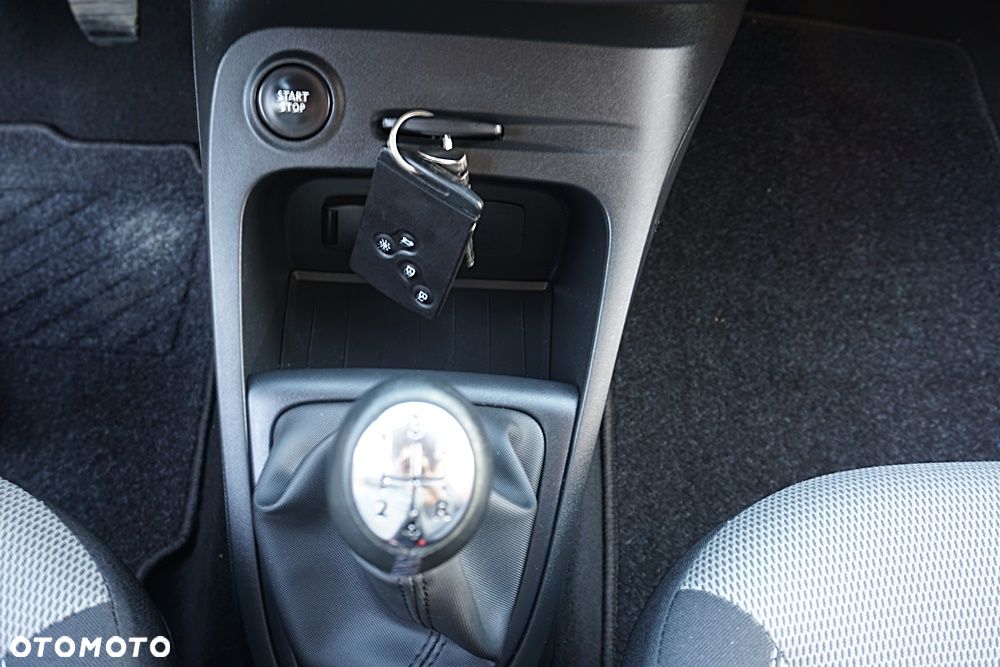 Renault Captur - 29