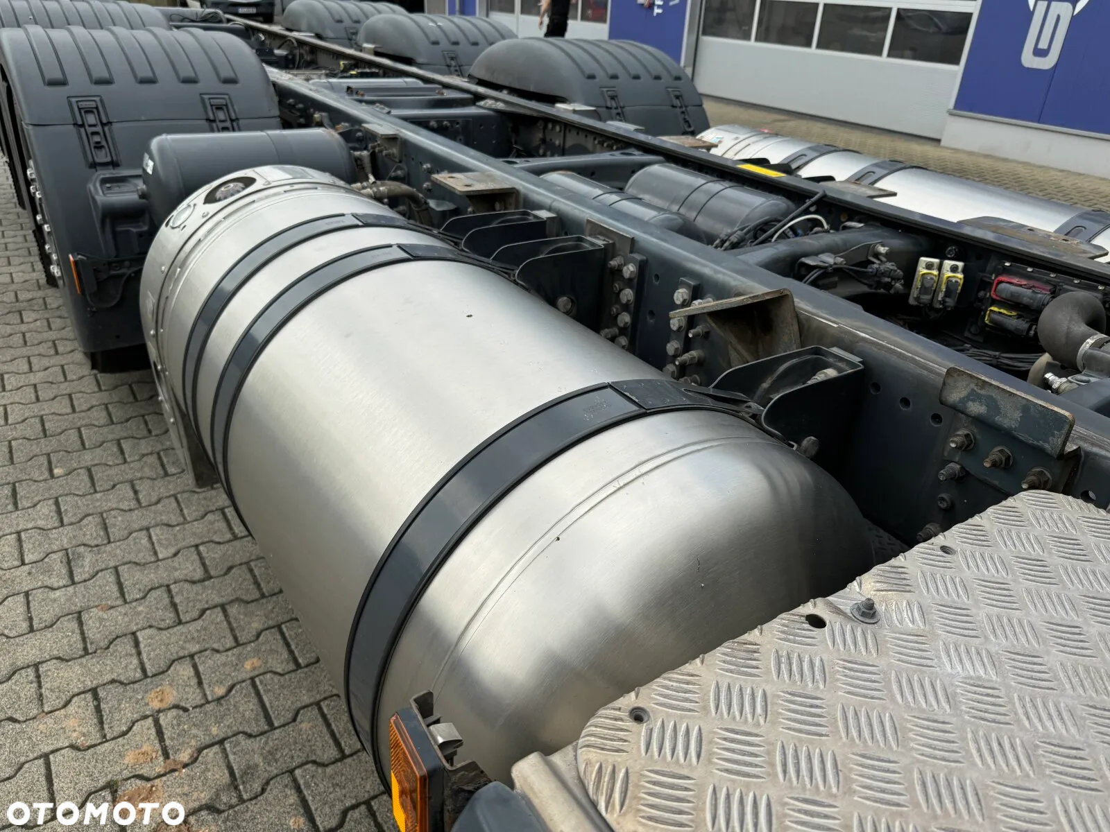 Scania G410 8x2*6 NB LNG EURO6 - 12