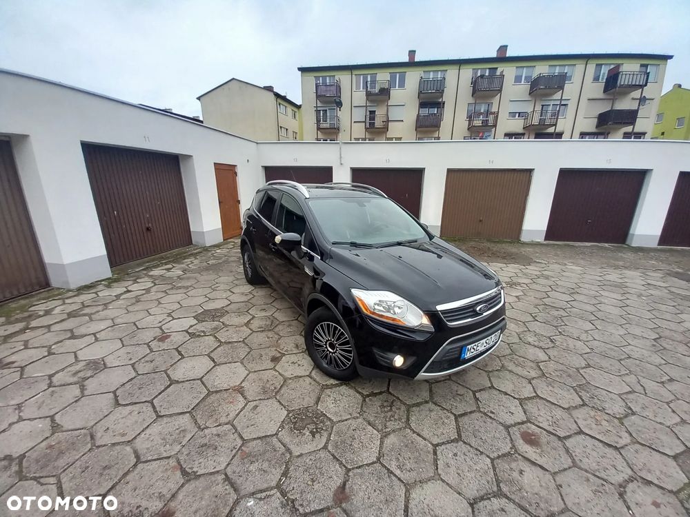 Ford Kuga 2.0 TDCi 2x4 Titanium - 4
