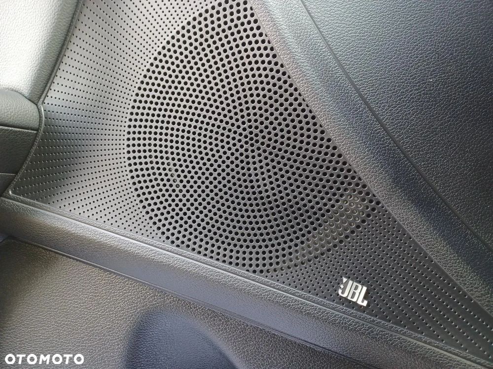 Kia ProCeed 1.5 T-GDI GT Line - 26