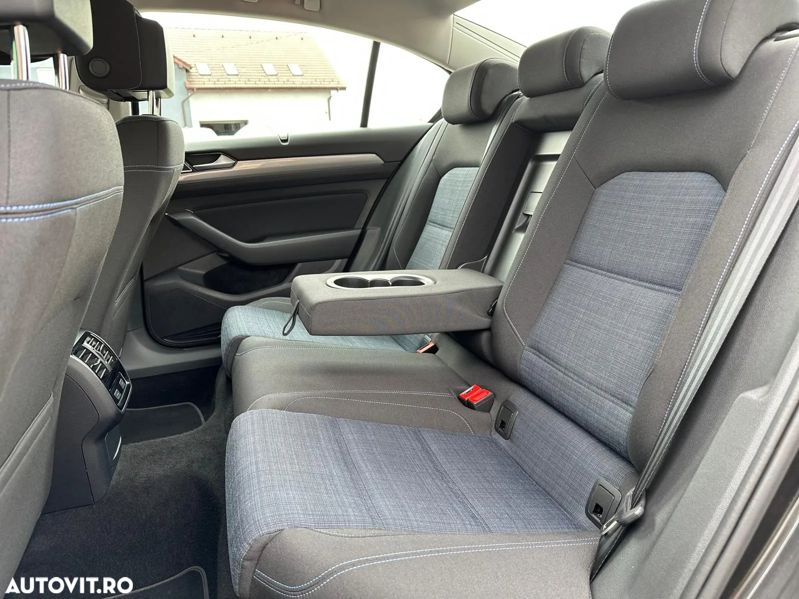 Volkswagen Passat 1.4 TSI Plug-In-Hybrid DSG GTE - 33