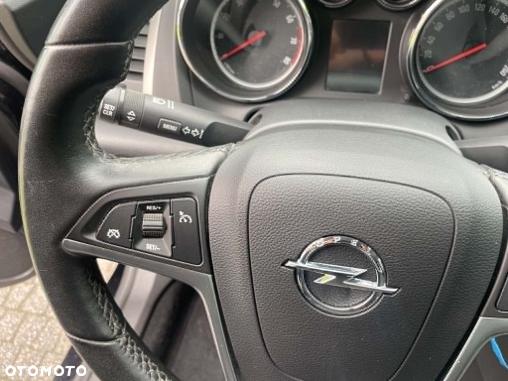 Opel Astra 1.4 Turbo - 22