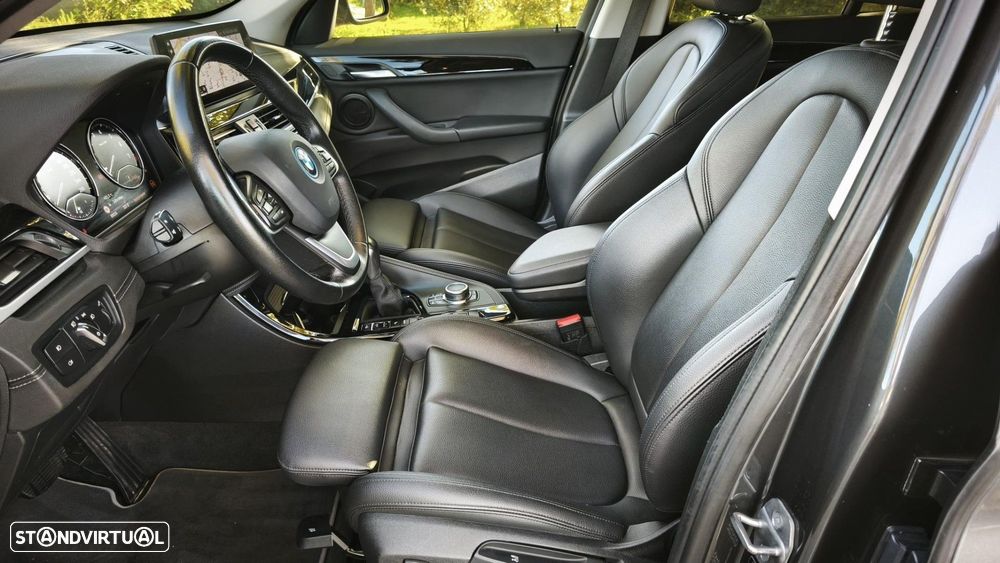 BMW X1 xDrive25e M Sport - 12