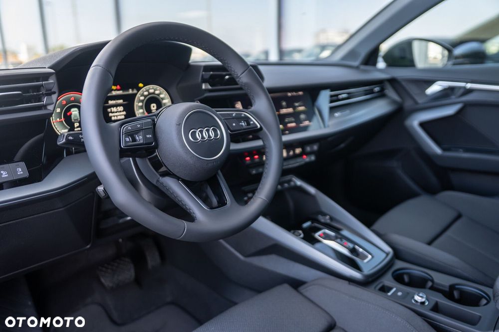 Audi A3 Sportback - 14