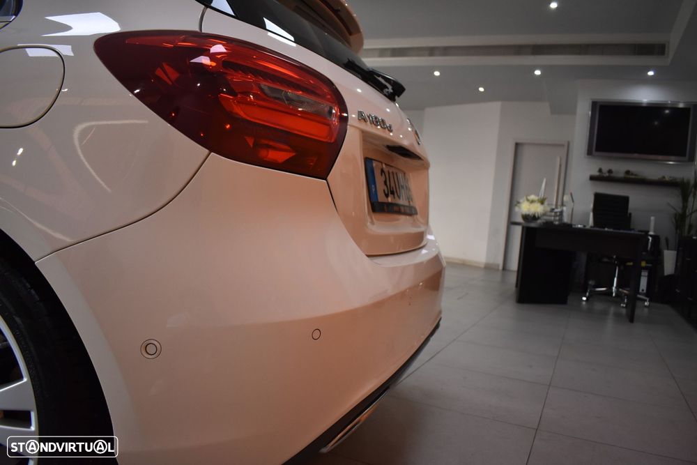 Mercedes-Benz A 180 d Urban - 19