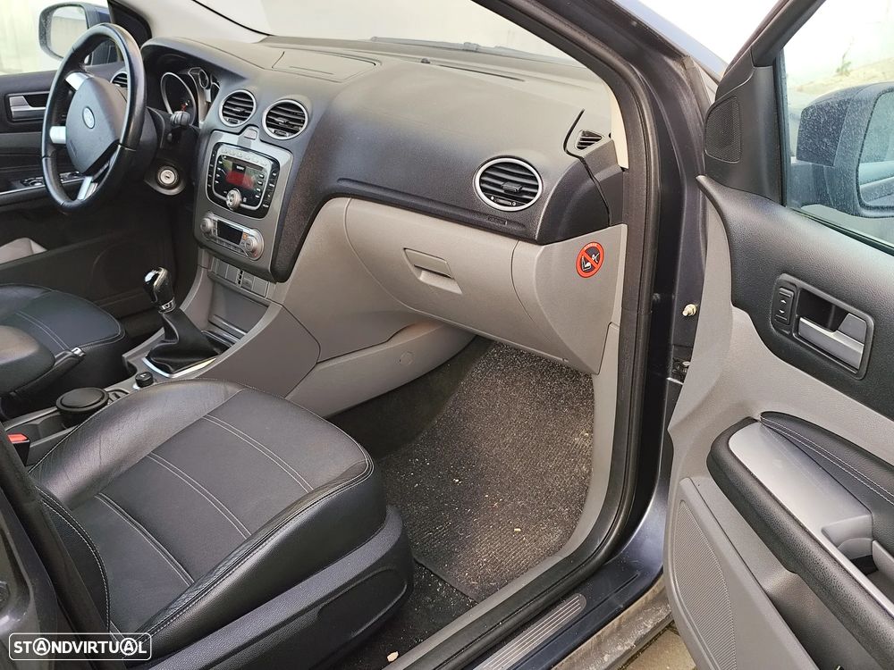 Ford Focus SW 1.6 TDCi Titanium - 8