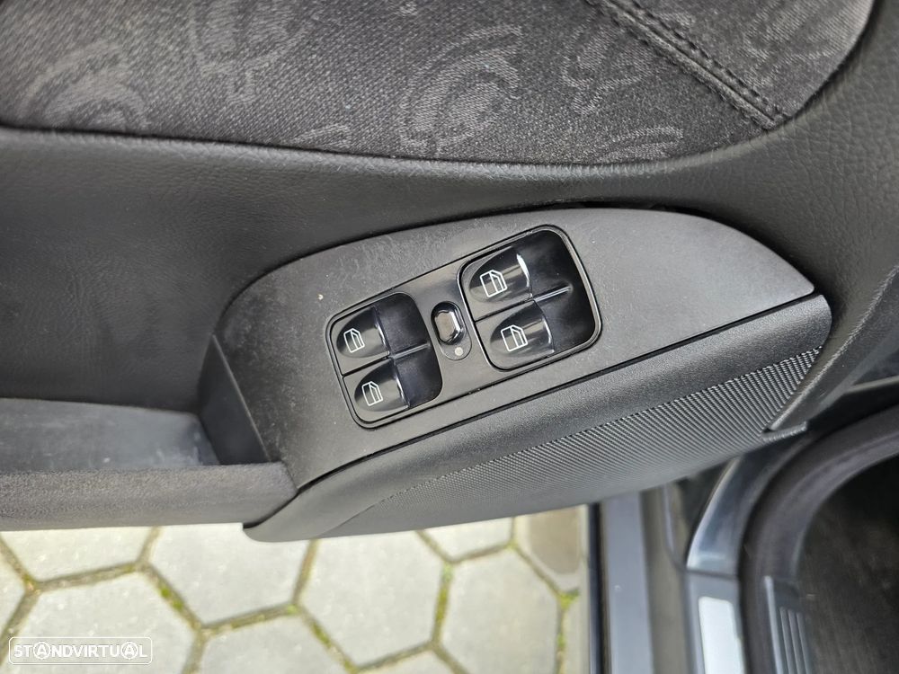 Mercedes-Benz C 220 T CDI Classic - 34