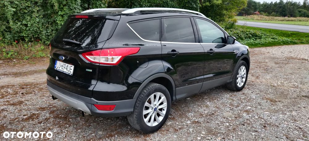 Ford Kuga 1.5 EcoBoost 2x4 Titanium - 6