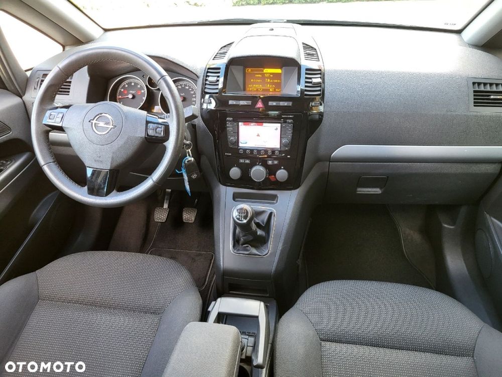 Opel Zafira - 7