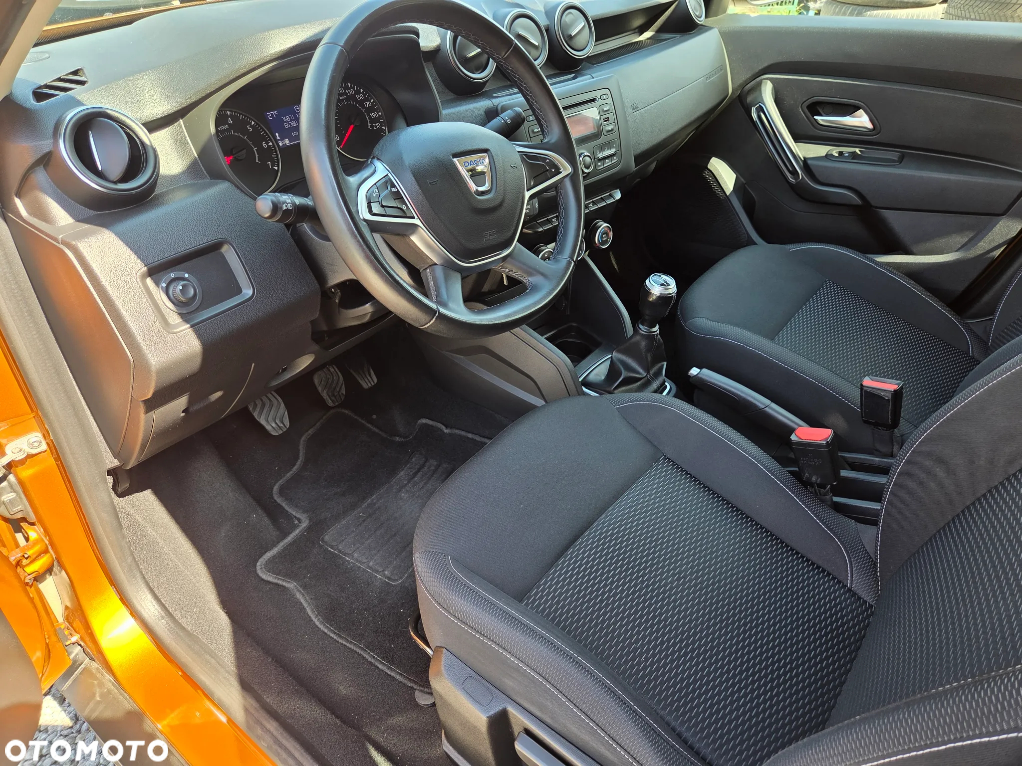 Dacia Duster 1.6 SCe Connected by Orange - 18