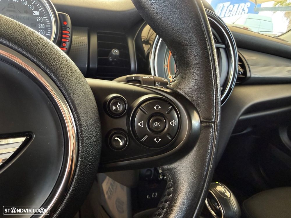 MINI 3 Portas Cooper Auto - 21