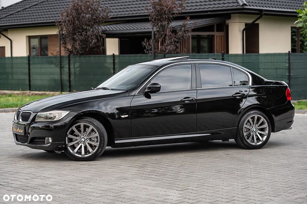 BMW Seria 3 325d DPF Touring - 7