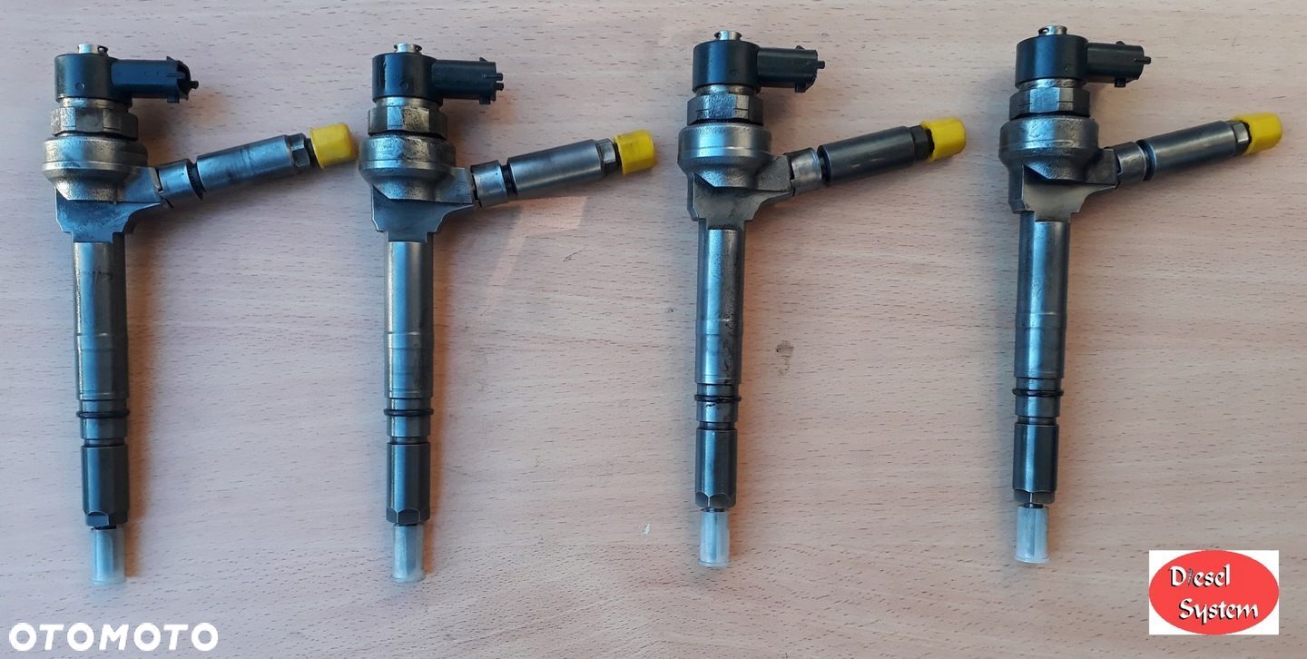 Wtryskiwacze Wtryski OPEL 1.7 CDTI 0445110175 - 1