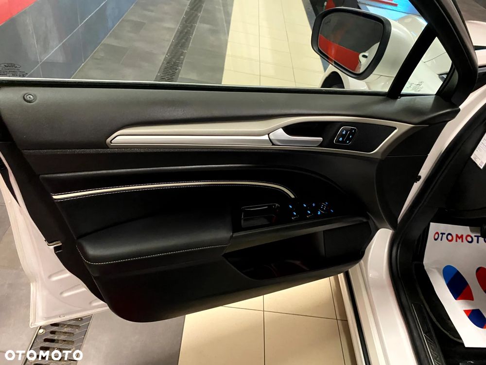 Ford Mondeo 2.0 TDCi Start-Stopp PowerShift-Aut Vignale - 13