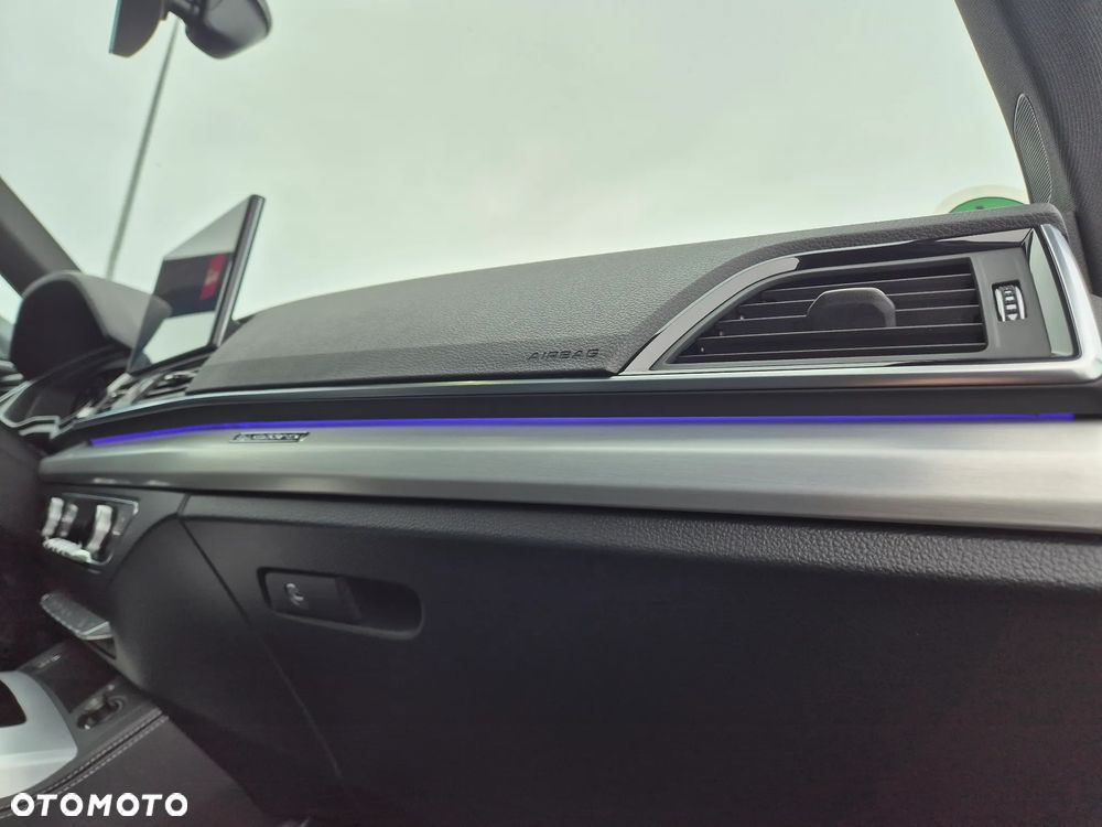 Audi Q5 40 TDI quattro S tronic S line - 38