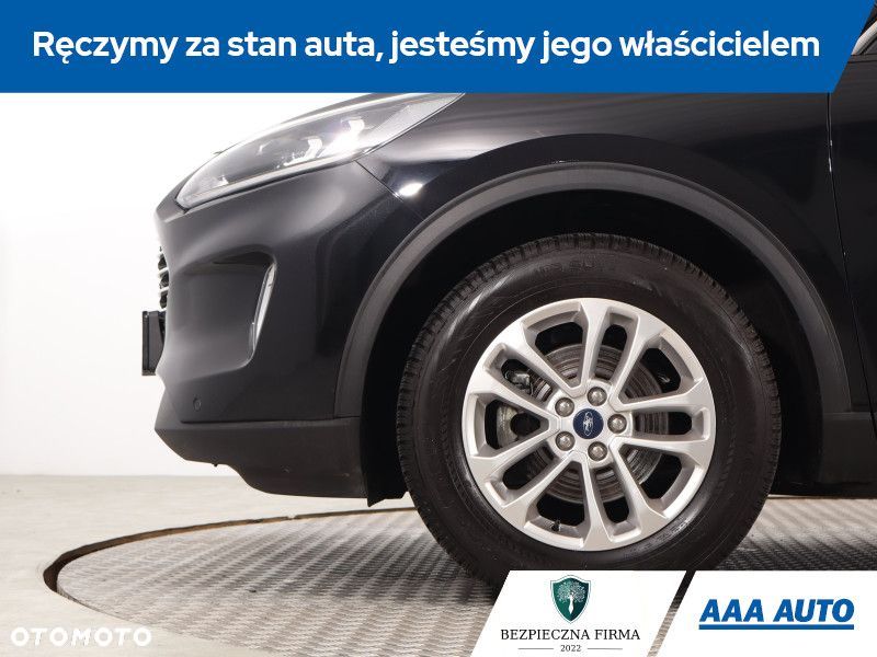 Ford Kuga - 16