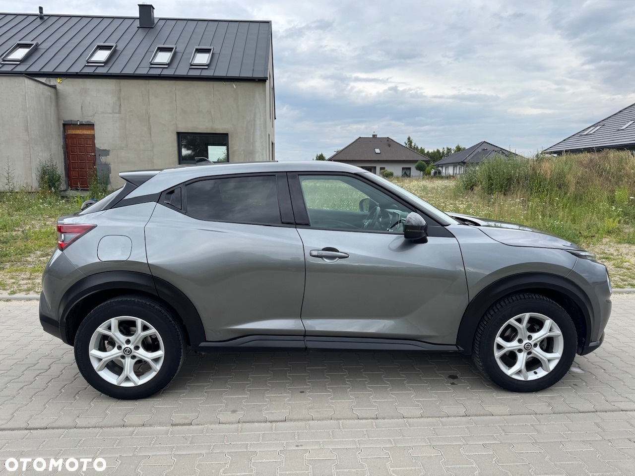 Nissan Juke 1.0 DIG-T Tekna - 4