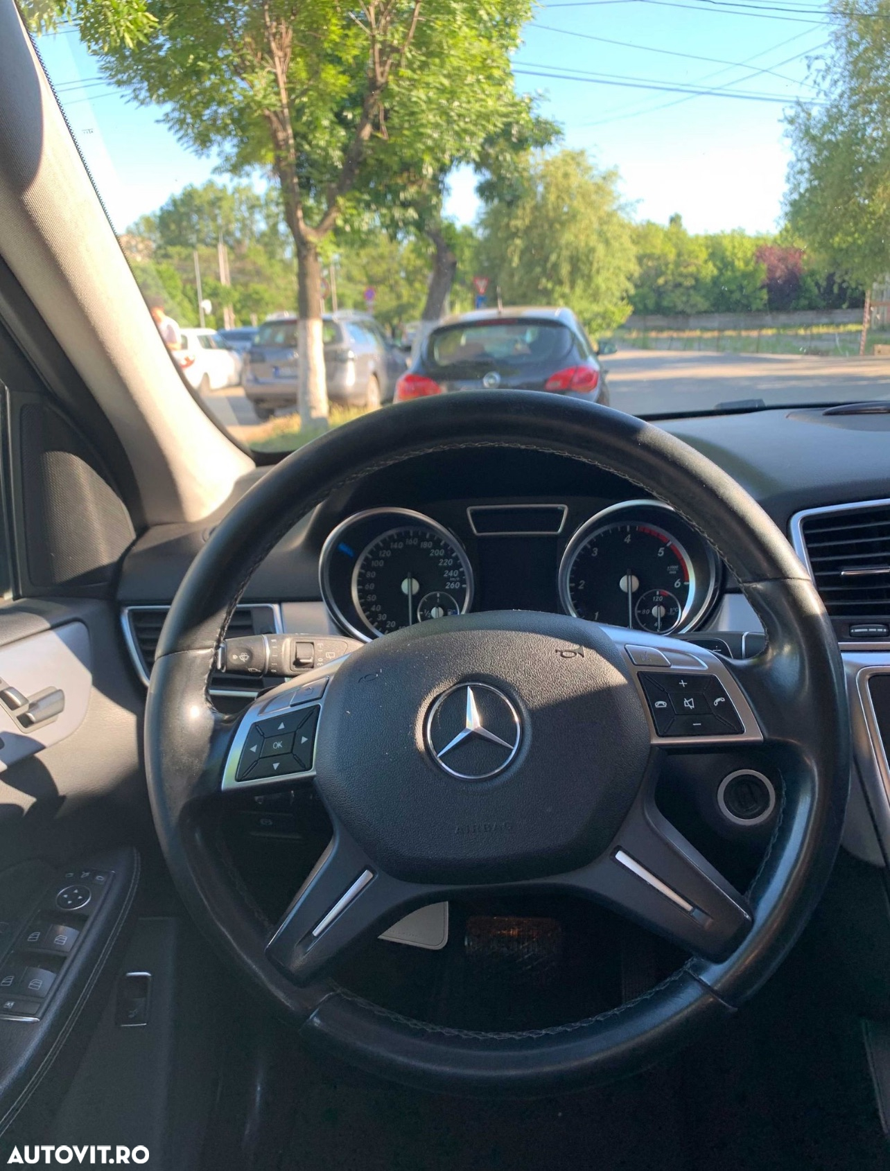 Mercedes-Benz ML 350 BlueTec 4MATIC Aut - 6