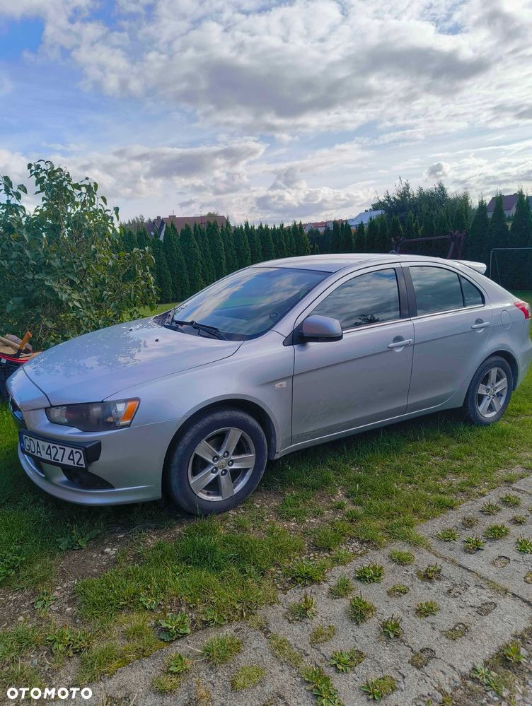 Mitsubishi Lancer - 2