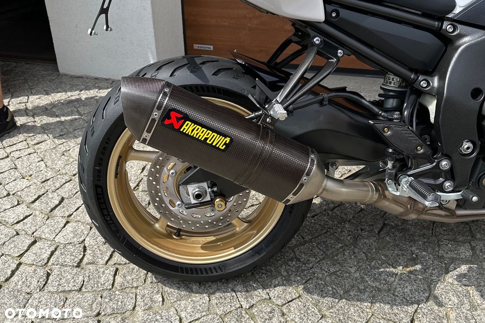 Yamaha FZ8 - 11