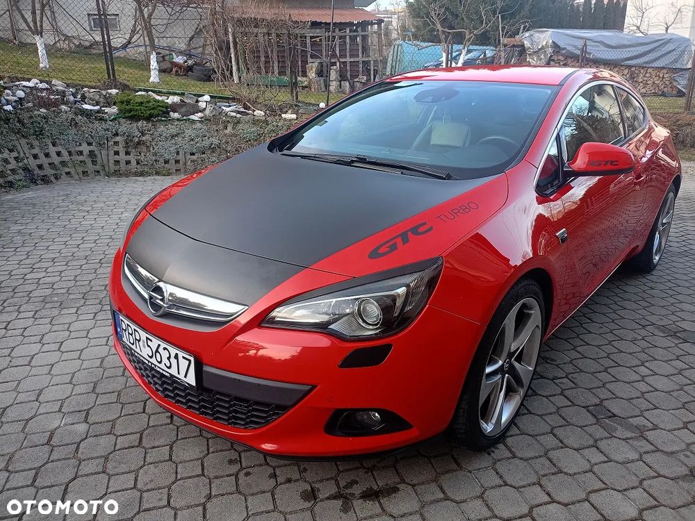 Opel Astra 1.6 Turbo Edition - 1