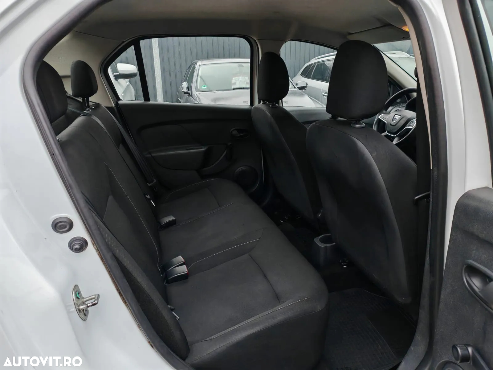 Dacia Logan 1.0 SCe Laureate - 7