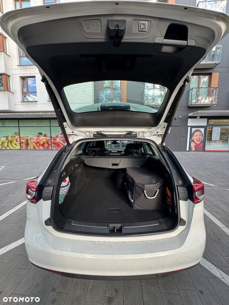 Opel Insignia 2.0 CDTI Innovation S&S - 27