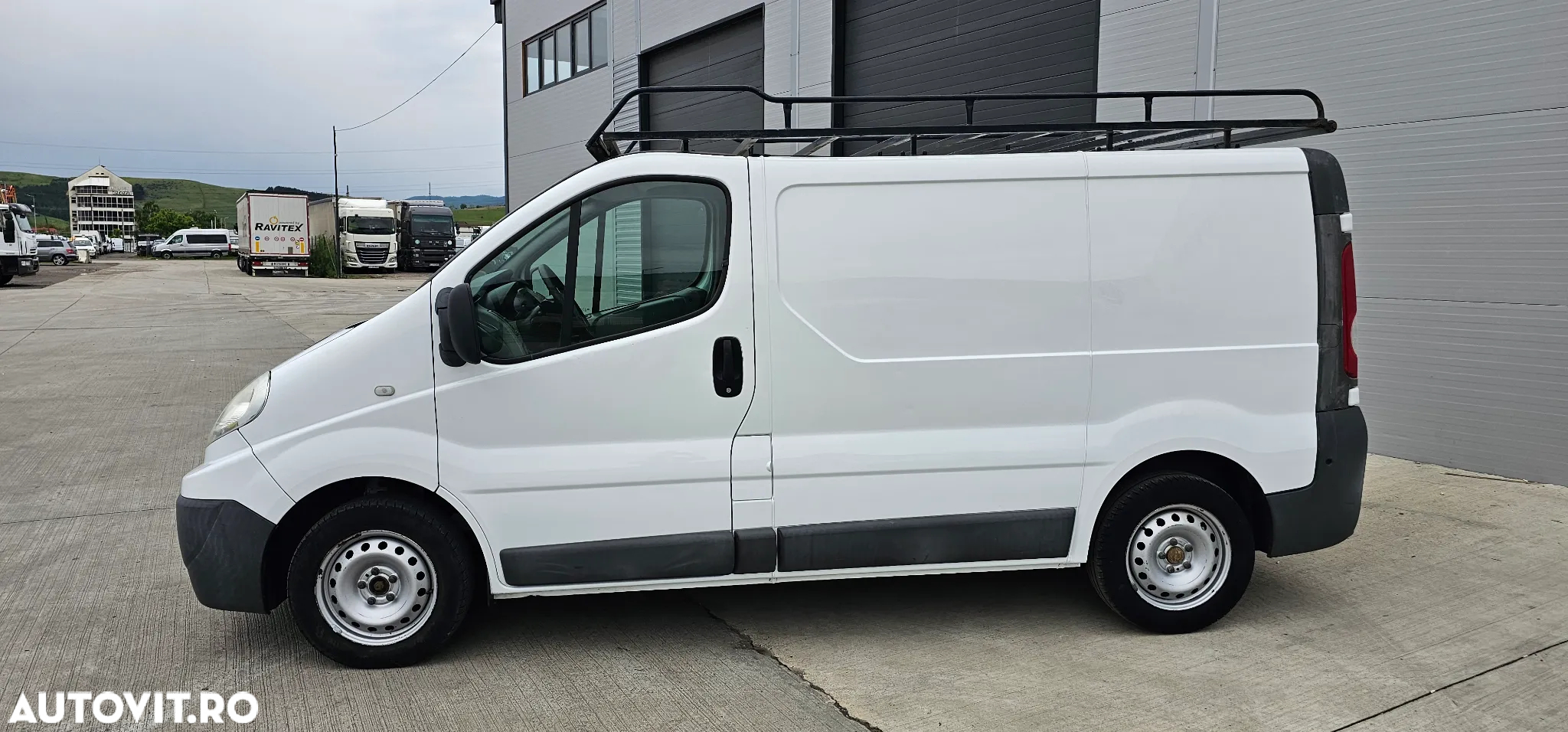 Renault Trafic 2.0 dCi 115 Combi L1H1 - 7