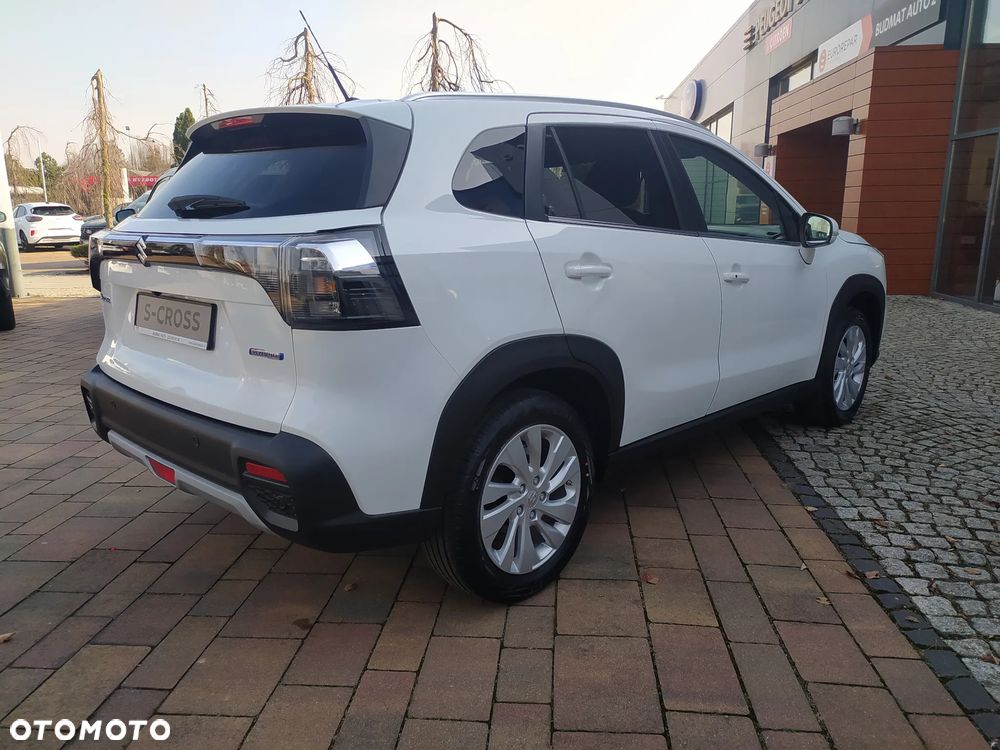Suzuki S-Cross 1.4 BoosterJet mHEV Premium Plus SP - 8