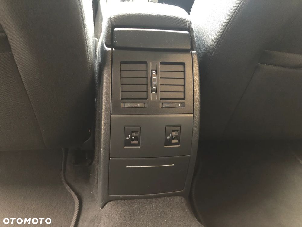 Skoda Octavia 1.8 TSI Ambition - 26