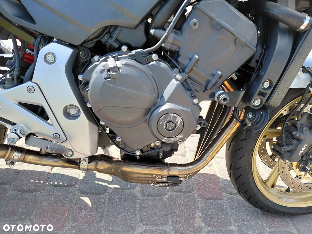 Honda Hornet - 11