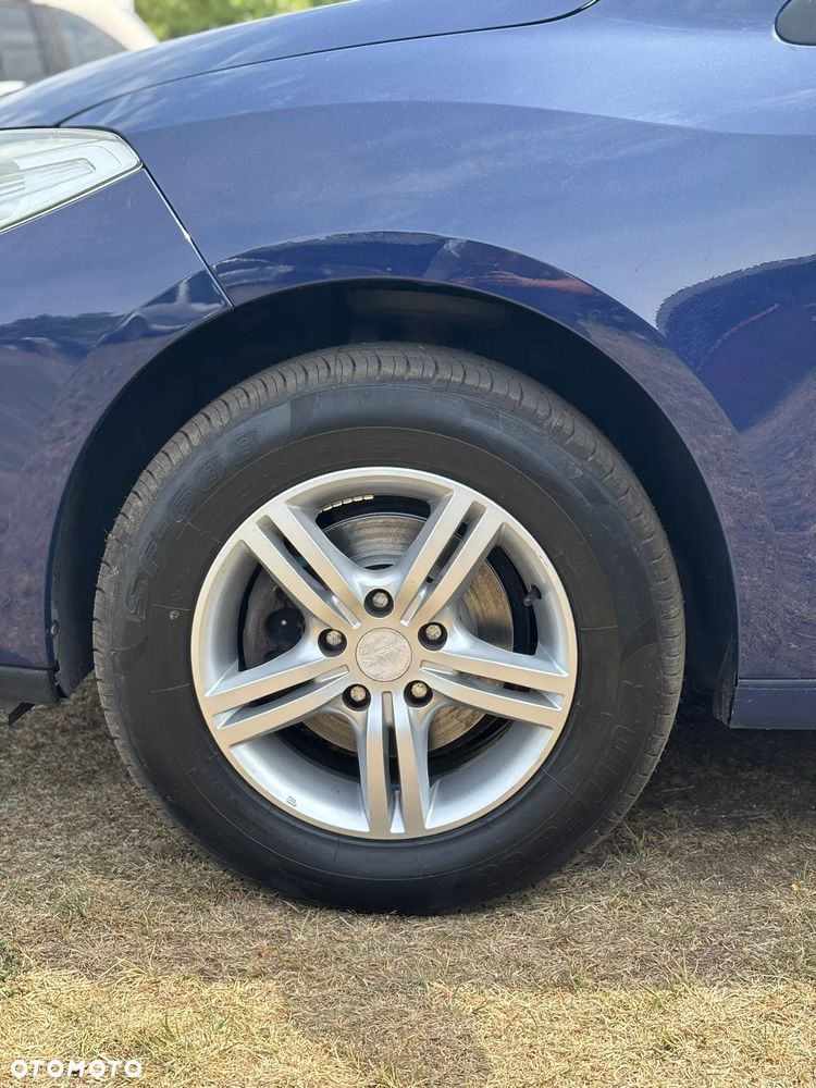 Renault Fluence - 20