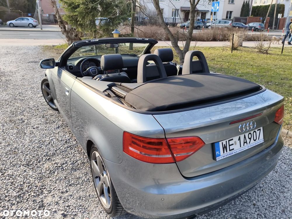 Audi A3 Cabrio 2.0 TDI DPF S tronic S Line Sportpaket - 6