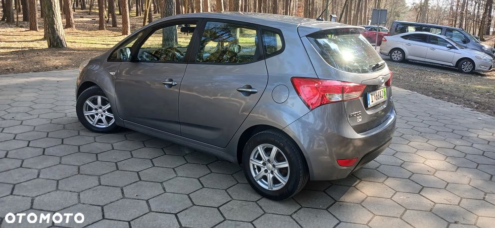 Hyundai ix20 1.6 CRDi blue YES Gold - 2
