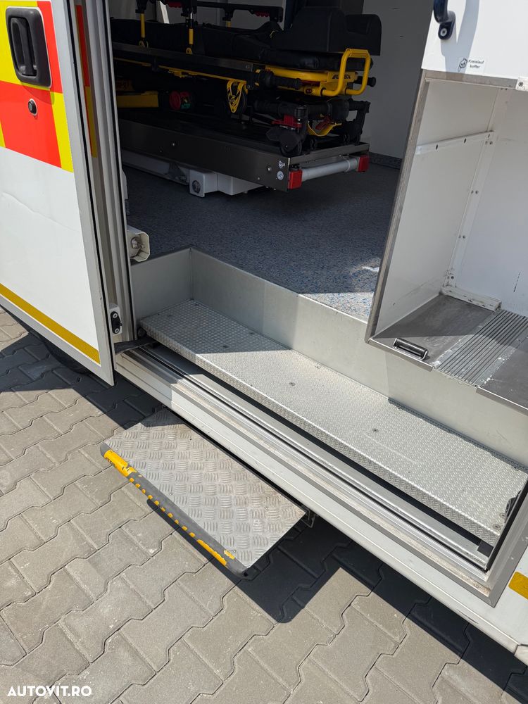 Mercedes-Benz Sprinter - 17