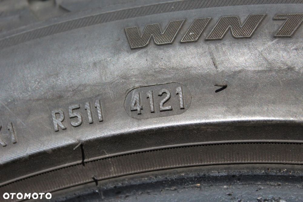 2x 225/45R18 PIRELLI WINTER SOTTOZERO 3 95V 21r 6,5mm - 6