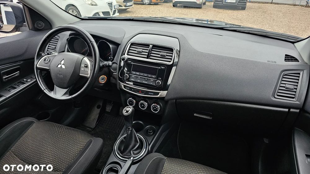 Mitsubishi ASX 1.6 Intense - 17