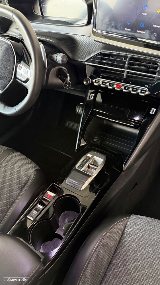 Peugeot 2008 1.2 Hybrid Allure e-DCS6 - 10