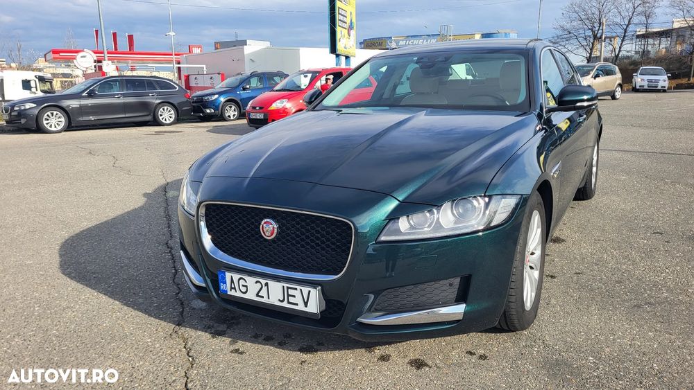 Jaguar XF - 25