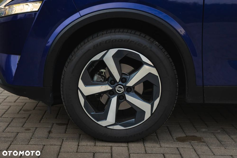 Nissan Qashqai 1.3 DIG-T 4x4 MHEV Xtronic N-Connecta - 8