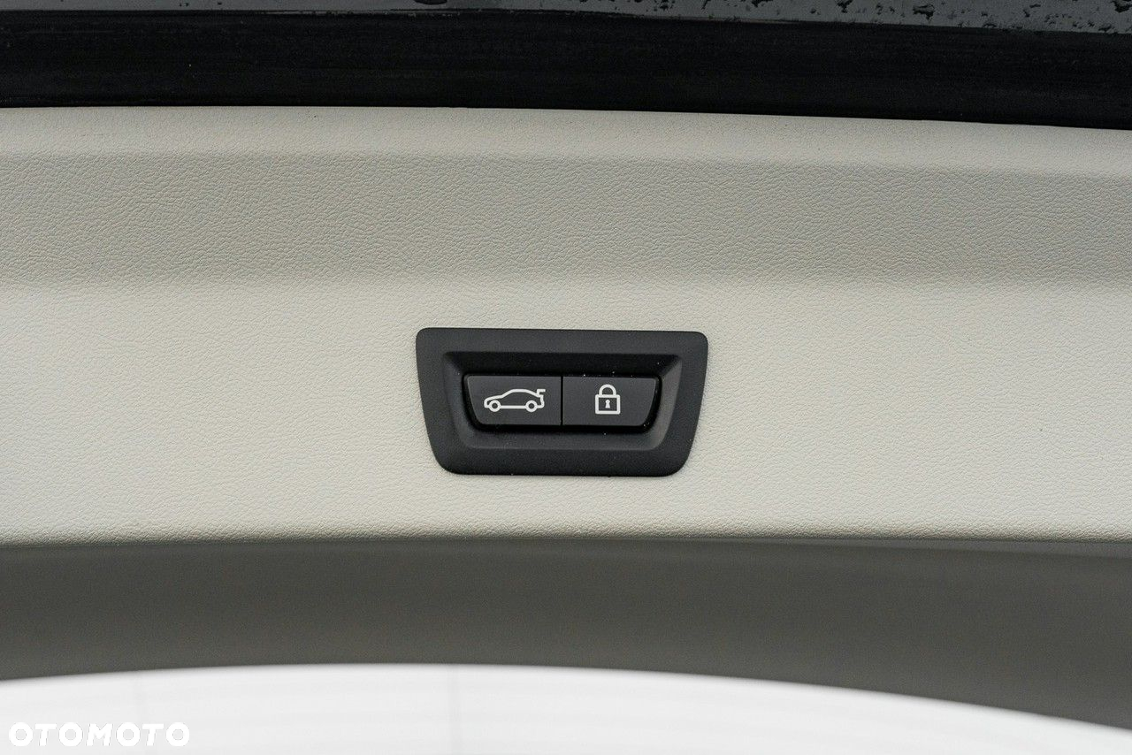 BMW X3 xDrive25d Advantage - 28