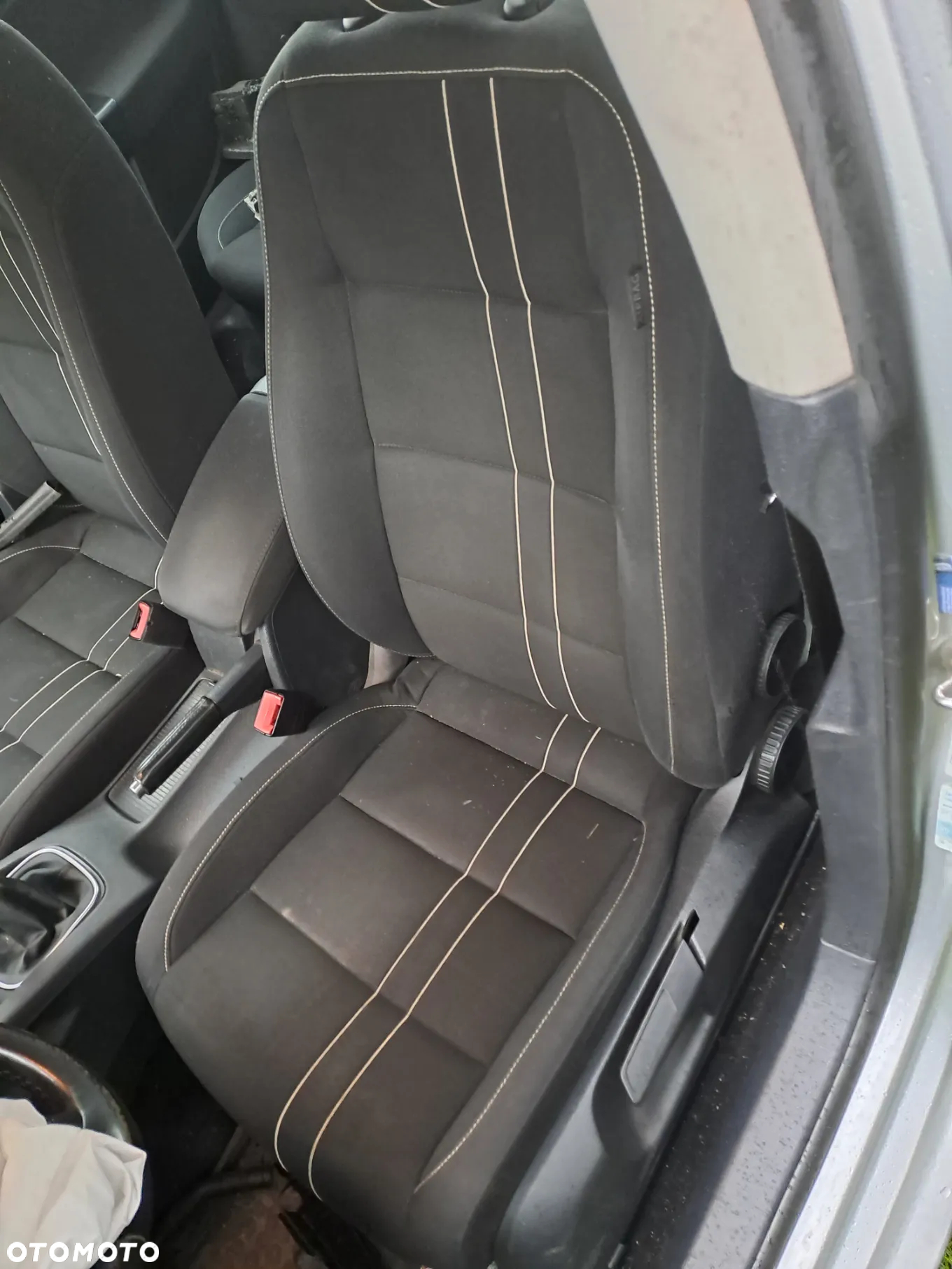 Volkswagen Jetta III 1K2 A5 sedan klapa bagażnika drzwi zderzak kod lakieru LA7W - 11