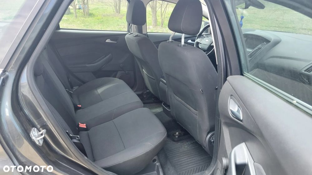 Ford Focus 1.5 TDCi SYNC Edition - 8