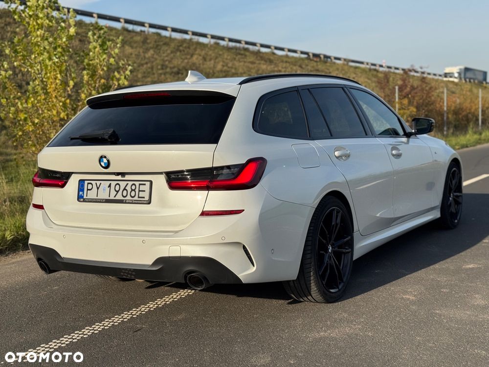 BMW Seria 3 320d xDrive mHEV M Sport - 10
