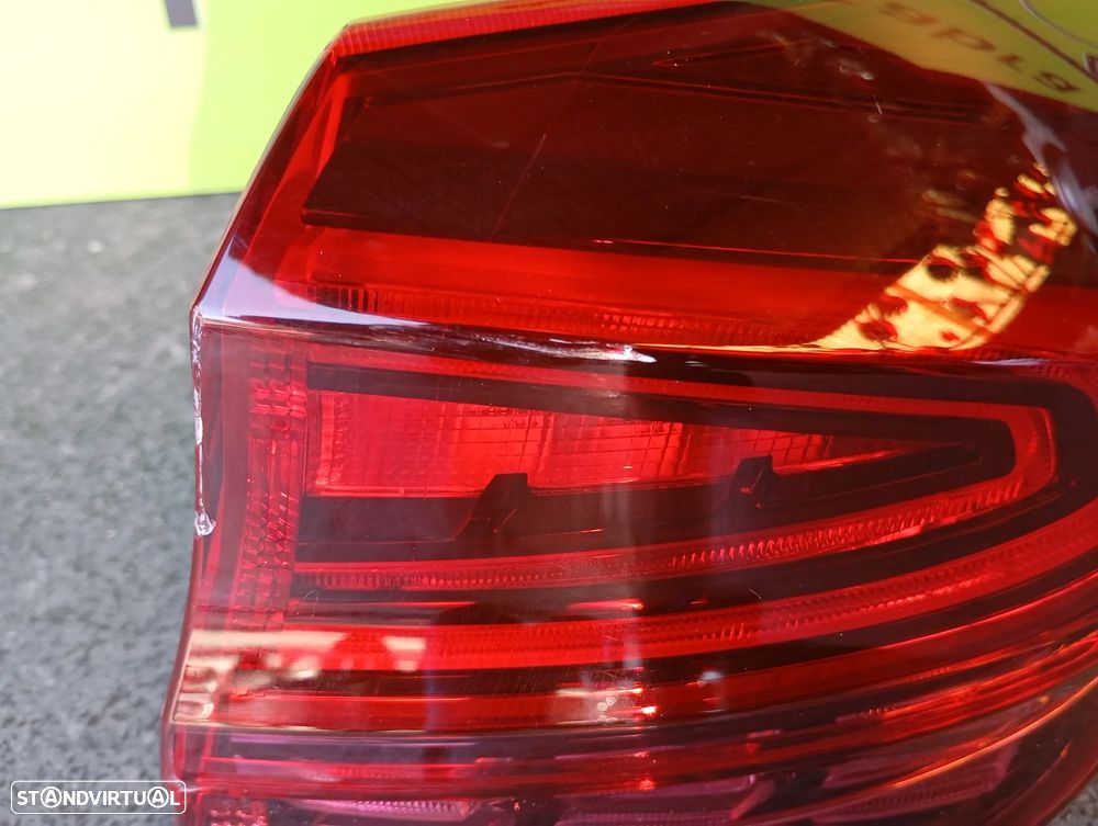 KIA CEED III SW FAROLIM DIREITO - FT400 - 4