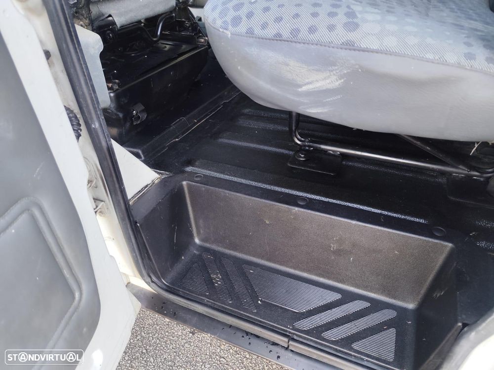 Ford Transit 350L – 7 Lugares – Caixa Aberta - 15