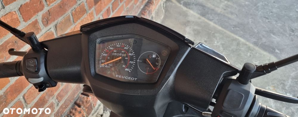 Peugeot Street Zone - 3